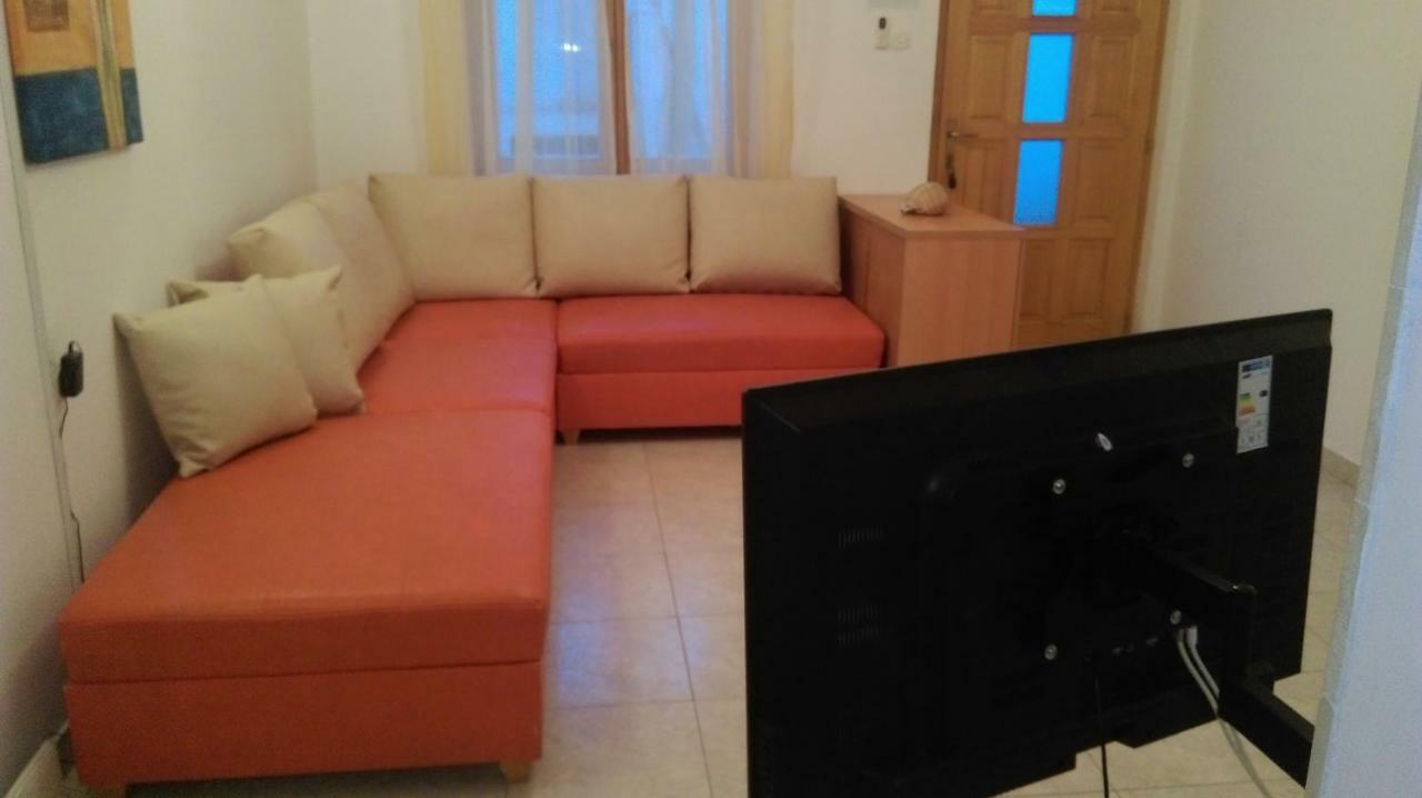 Apartman Restovic Bol Exterior photo