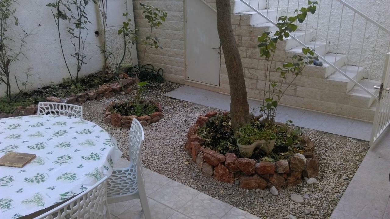 Apartman Restovic Bol Exterior photo