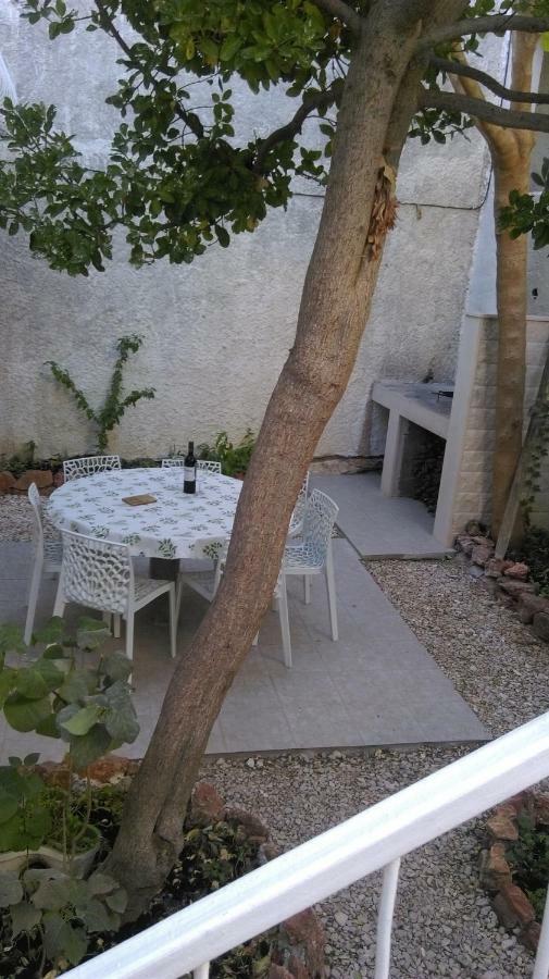 Apartman Restovic Bol Exterior photo