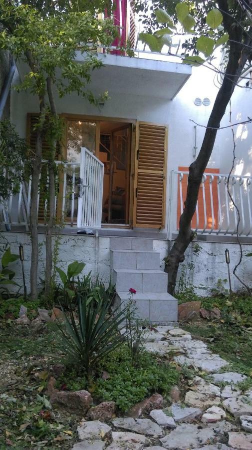 Apartman Restovic Bol Exterior photo