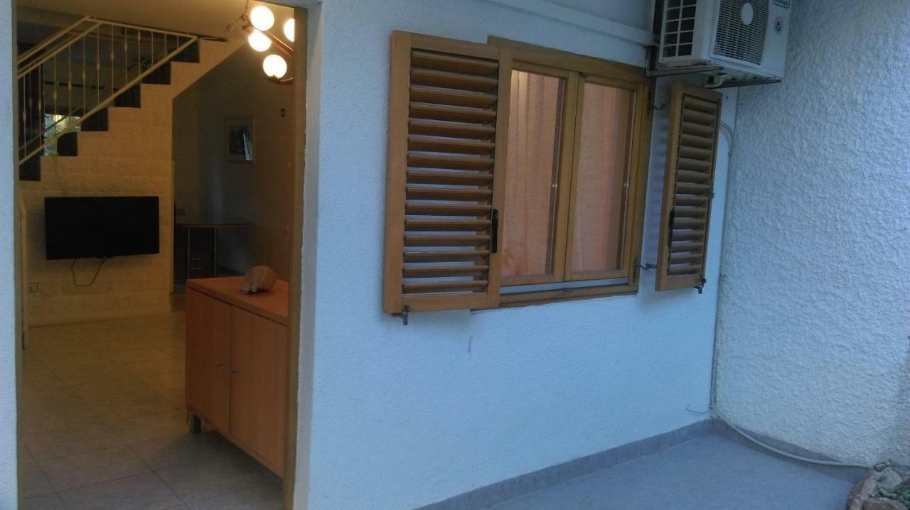 Apartman Restovic Bol Exterior photo